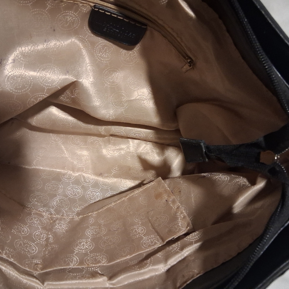 Michael Kors Black and Gold Women's Bag - Picture 6 of 6